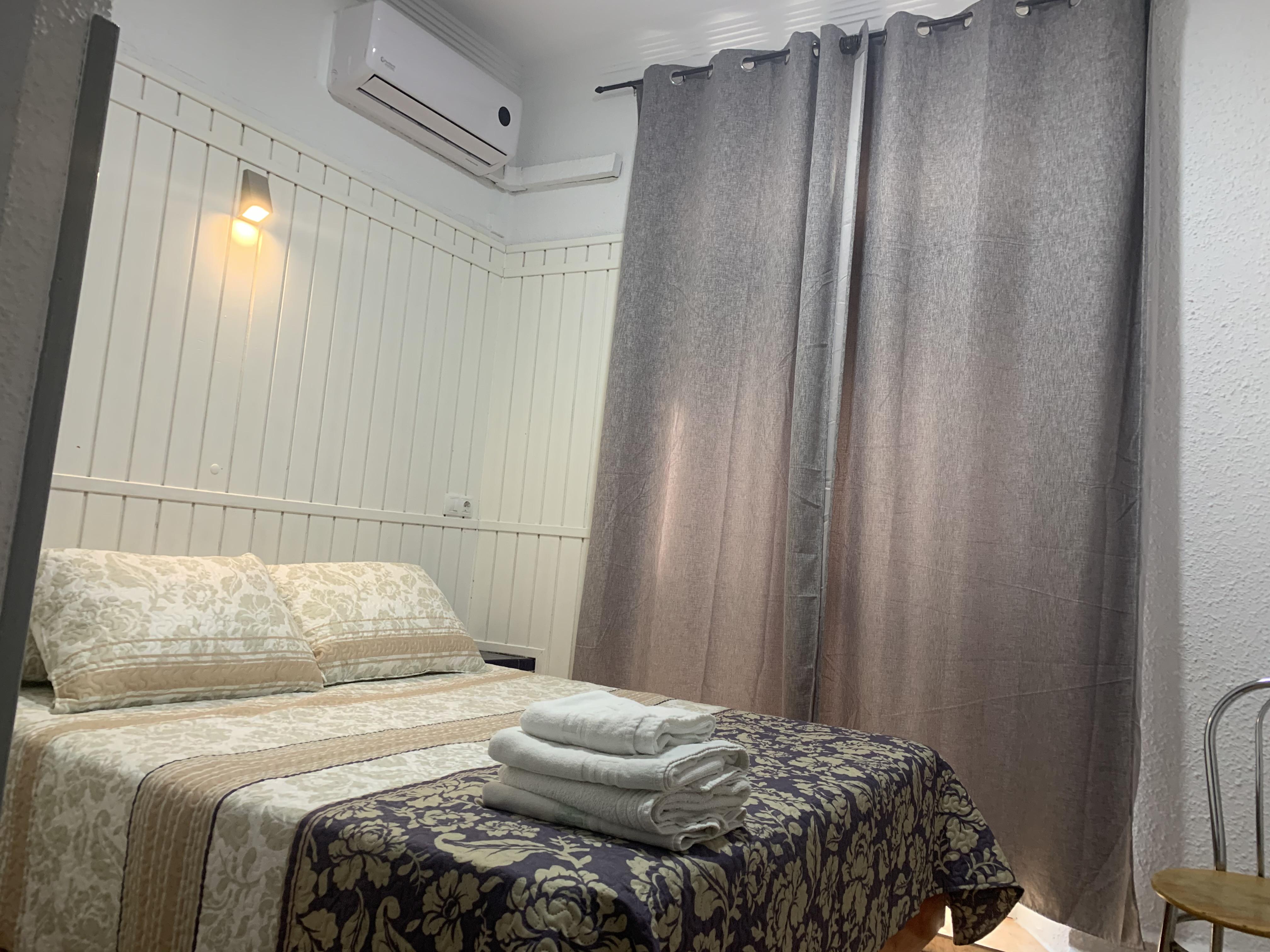 Hostal Alcobia Seville Ngoại thất bức ảnh