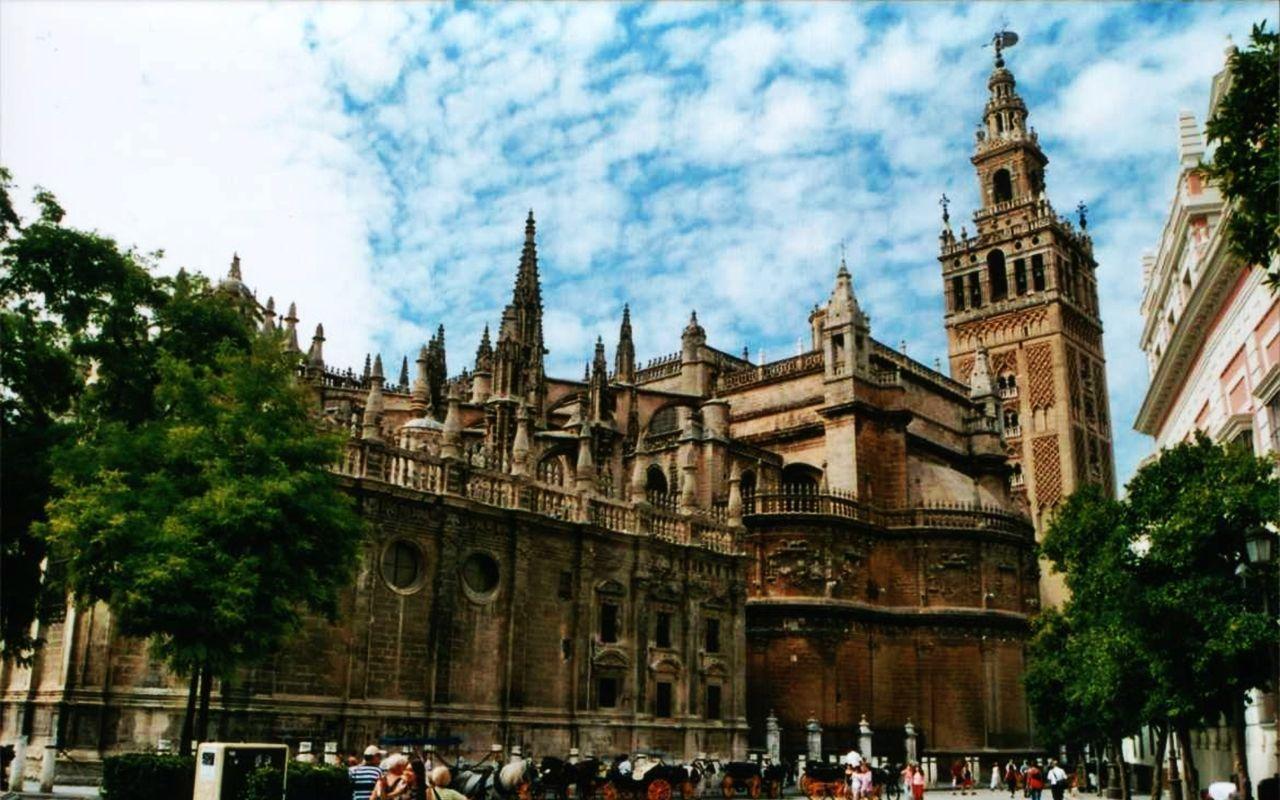 Hostal Alcobia Seville Ngoại thất bức ảnh