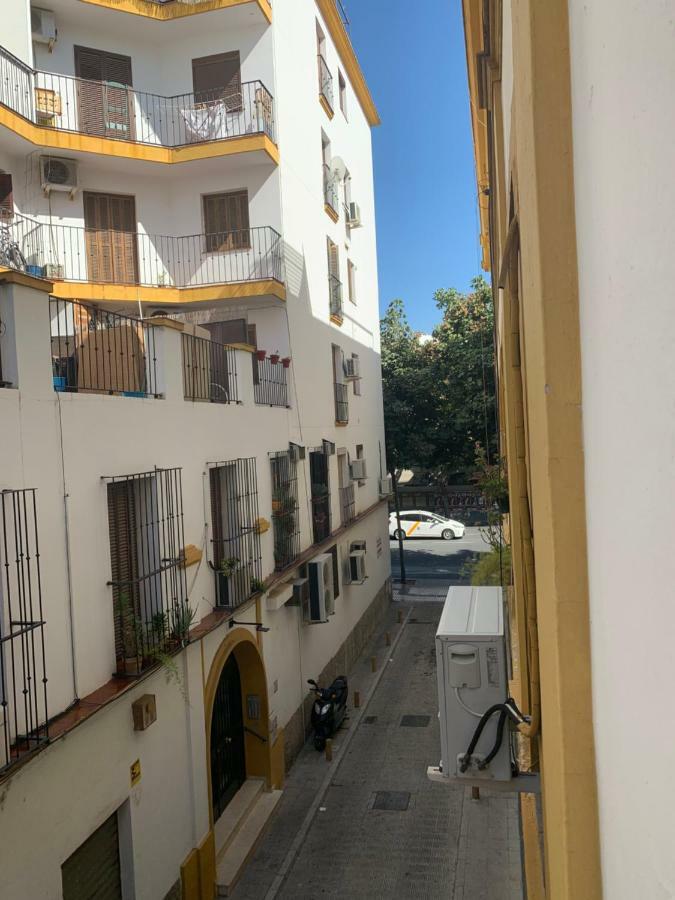 Hostal Alcobia Seville Ngoại thất bức ảnh